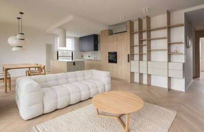 Miete einer modernen 4-Zimmer-Wohnung, 109 m², Stadtteil Praga-Południe, Warschau, Polen